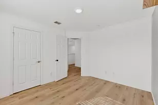 5512 Grenada Dr, Fort Worth, TX 76119 - Photo 11