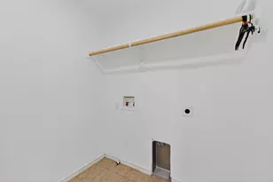 5512 Grenada Dr, Fort Worth, TX 76119 - Photo 13