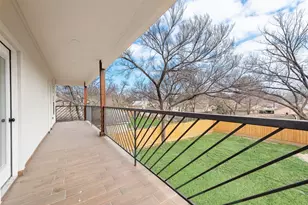 4128 Pluto St, Dallas, TX 75212 - Photo 23