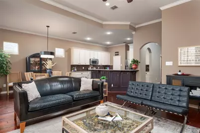 5807 Mira Lago Lane, Arlington, TX 76017 - Photo 9