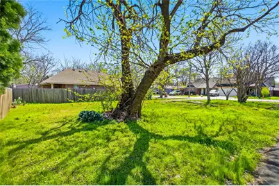 1835 Akron Street, Dallas, TX 75212 - Photo 11