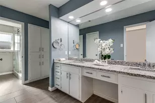 201 Hillview Dr, Hurst, TX 76054 - Photo 23