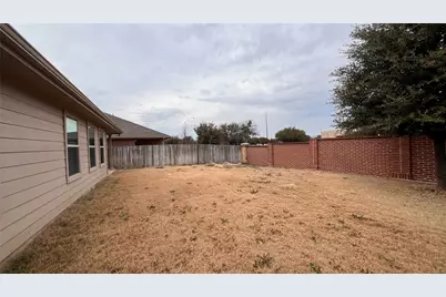 8333 Flythe Mill Road, Fort Worth, TX 76120 - Photo 21