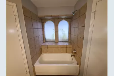 2442 Hallmark Street, Grand Prairie, TX 75052 - Photo 23