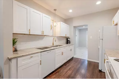 1302 NW 3rd Avenue, Mineral Wells, TX 76067 - Photo 1