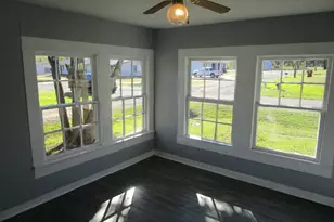 801 W Pierce St, Clarksville, TX 75426 - Photo 15