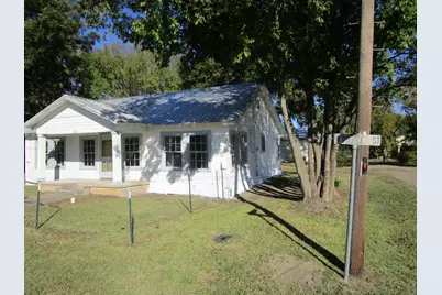 801 W Pierce Street, Clarksville, TX 75426 - Photo 3