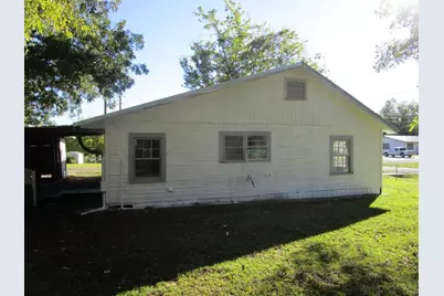 801 W Pierce Street, Clarksville, TX 75426 - Photo 11