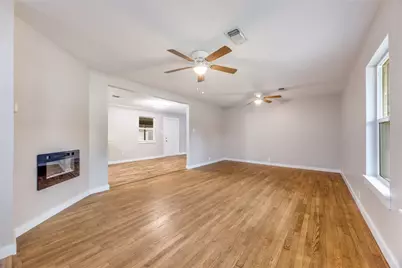 1402 N Ricketts Street, Sherman, TX 75092 - Photo 9