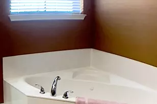 201 S Pearl St, Mart, TX 76664 - Photo 27