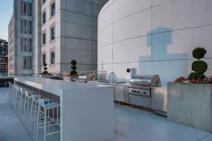 2408 Victory Park Ln, Dallas, TX 75219 - Photo 21