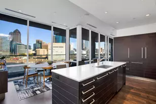 2408 Victory Park Ln, Dallas, TX 75219 - Photo 7