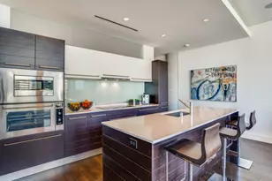 2408 Victory Park Ln, Dallas, TX 75219 - Photo 5