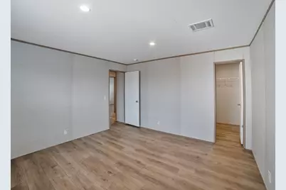 279 Cumberland Trail, Runaway Bay, TX 76426 - Photo 25