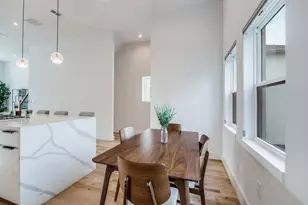 929 Bayonne St, Dallas, TX 75212 - Photo 9