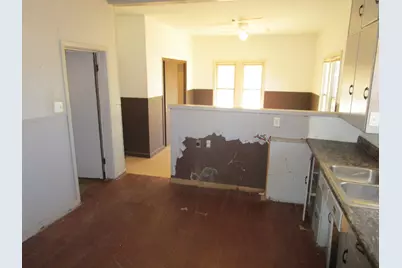 402 N 3rd Street, Crowell, TX 79227 - Photo 19