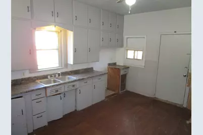 402 N 3rd Street, Crowell, TX 79227 - Photo 17