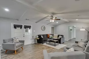 5825 Hillcroft St, Dallas, TX 75227 - Photo 13