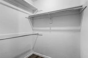 2535 Wedglea Dr, Dallas, TX 75211 - Photo 17