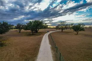 1436 County Rd 216, Iredell, TX 76649 - Photo 31