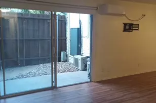 2627 Douglas Ave, Dallas, TX 75219 - Photo 13