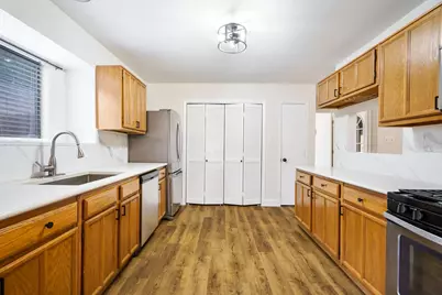 2017 Stein Way, Carrollton, TX 75007 - Photo 3