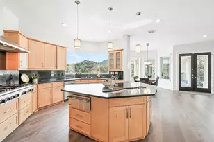 811 Noble Champions Way, Bartonville, TX 76226 - Photo 25