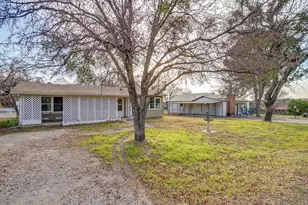 116 Westline Rd, Azle, TX 76020 - Photo 3