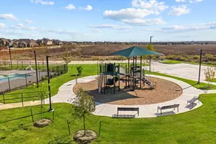 148 Hudson Ln, Justin, TX 76247 - Photo 9