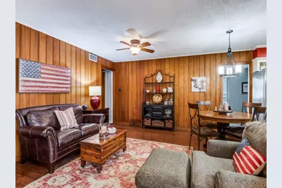 10422 Lake Gardens Drive, Dallas, TX 75218 - Photo 15