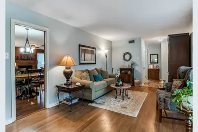 10422 Lake Gardens Drive, Dallas, TX 75218 - Photo 5