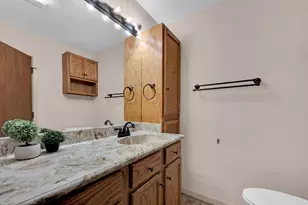 100 Delmore Dr, Hillsboro, TX 76645 - Photo 23