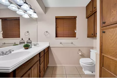 100 Delmore Drive, Hillsboro, TX 76645 - Photo 13