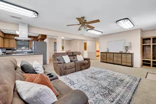 100 Delmore Dr, Hillsboro, TX 76645 - Photo 9