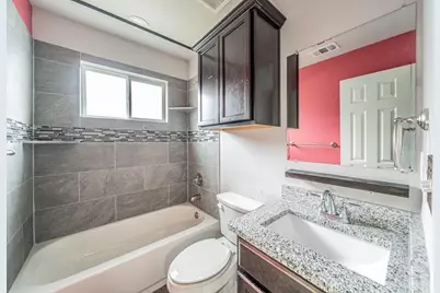 813 Jones Street, Greenville, TX 75401 - Photo 15