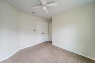 813 Jones St, Greenville, TX 75401 - Photo 17