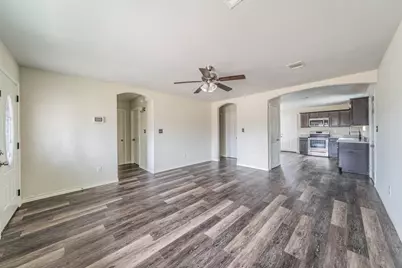 813 Jones Street, Greenville, TX 75401 - Photo 3