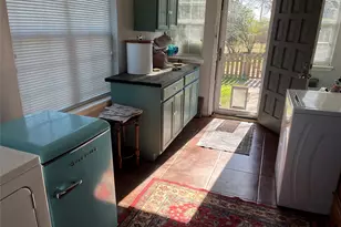 30 W Parnell St, Denison, TX 75020 - Photo 5