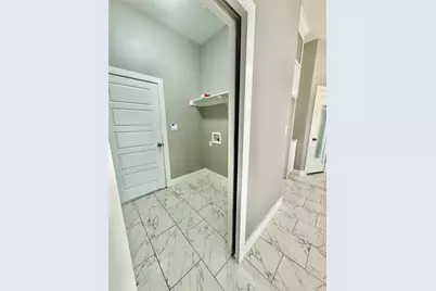504 Paradise Street, Fort Worth, TX 76111 - Photo 17