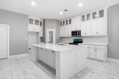504 Paradise Street, Fort Worth, TX 76111 - Photo 5