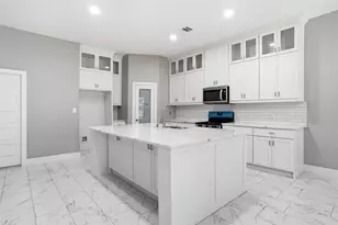 504 Paradise St, Fort Worth, TX 76111 - Photo 5