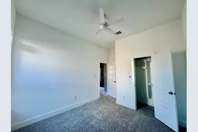 504 Paradise Street, Fort Worth, TX 76111 - Photo 13