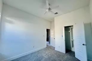 504 Paradise St, Fort Worth, TX 76111 - Photo 13