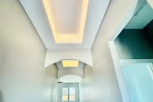 504 Paradise St, Fort Worth, TX 76111 - Photo 3