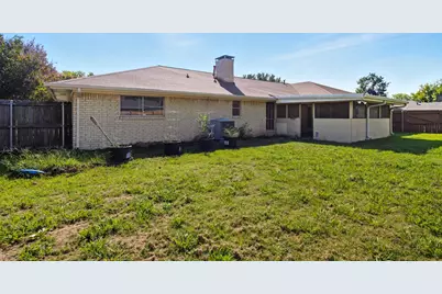 10304 Oak Creek Drive, Greenville, TX 75402 - Photo 23