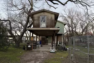 1032 W Oak St, Weatherford, TX 76086 - Photo 23