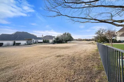 901 Walnut Falls Circle, Mansfield, TX 76063 - Photo 39