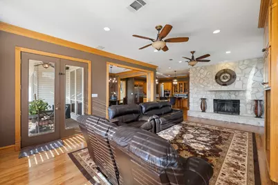 901 Walnut Falls Circle, Mansfield, TX 76063 - Photo 15