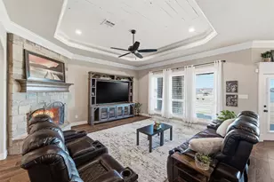 121 Bluff Ridge Ct, Paradise, TX 76073 - Photo 5