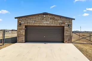 121 Bluff Ridge Ct, Paradise, TX 76073 - Photo 27